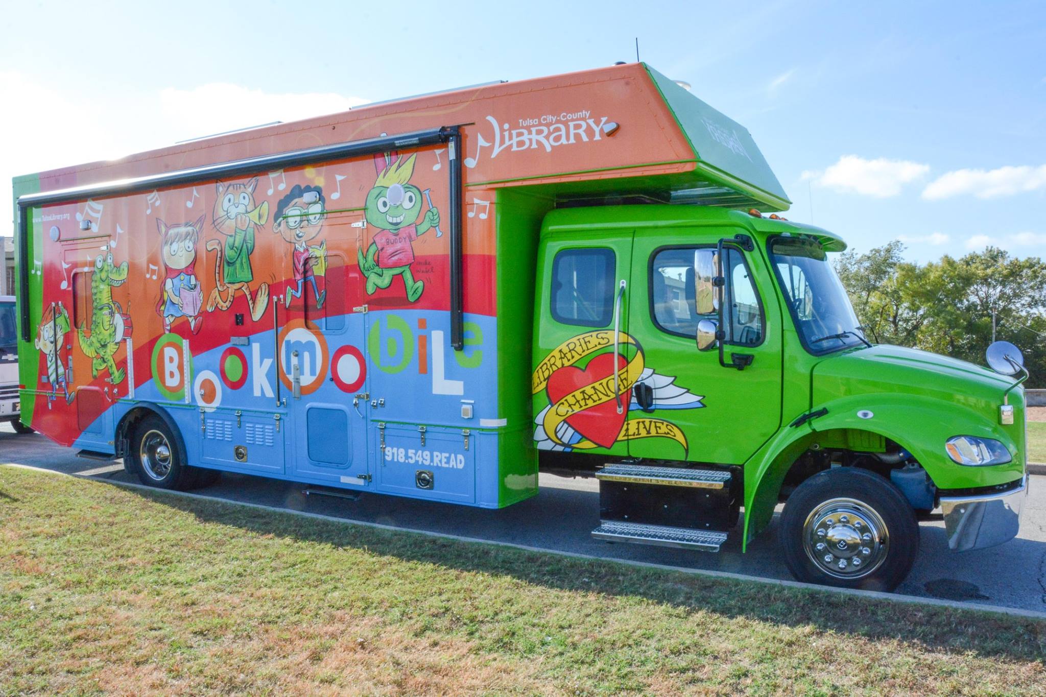 Reading Morning with TCCL Bookmobile - Tulsa Botanic GardenTulsa Botanic  Garden